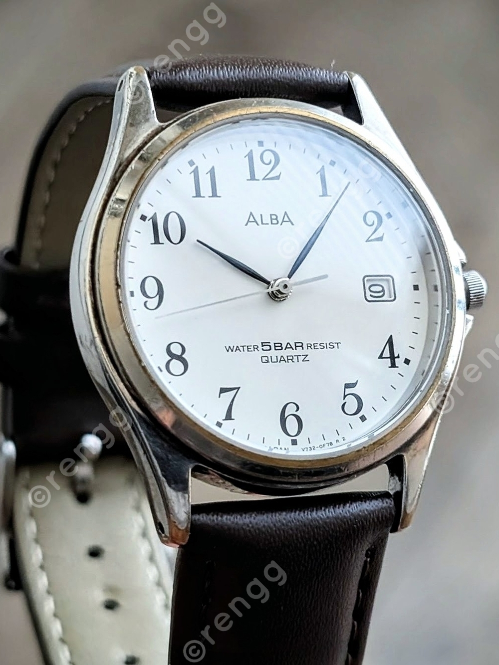 ALBA Classic White Dial Men’s Watch with Brown Leather Double Dome Sapphire